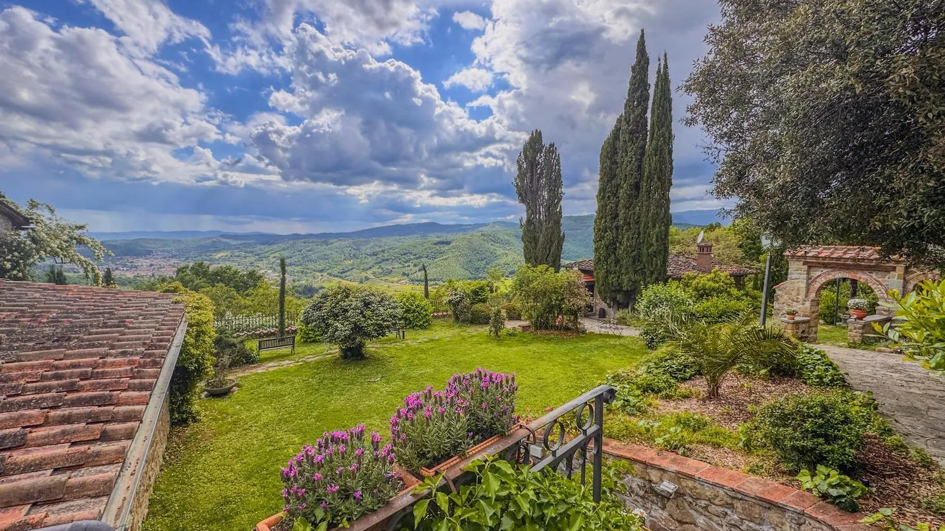 Villa Poolhouse Oasi Del Lupo Subbiano Сasa de vacaciones